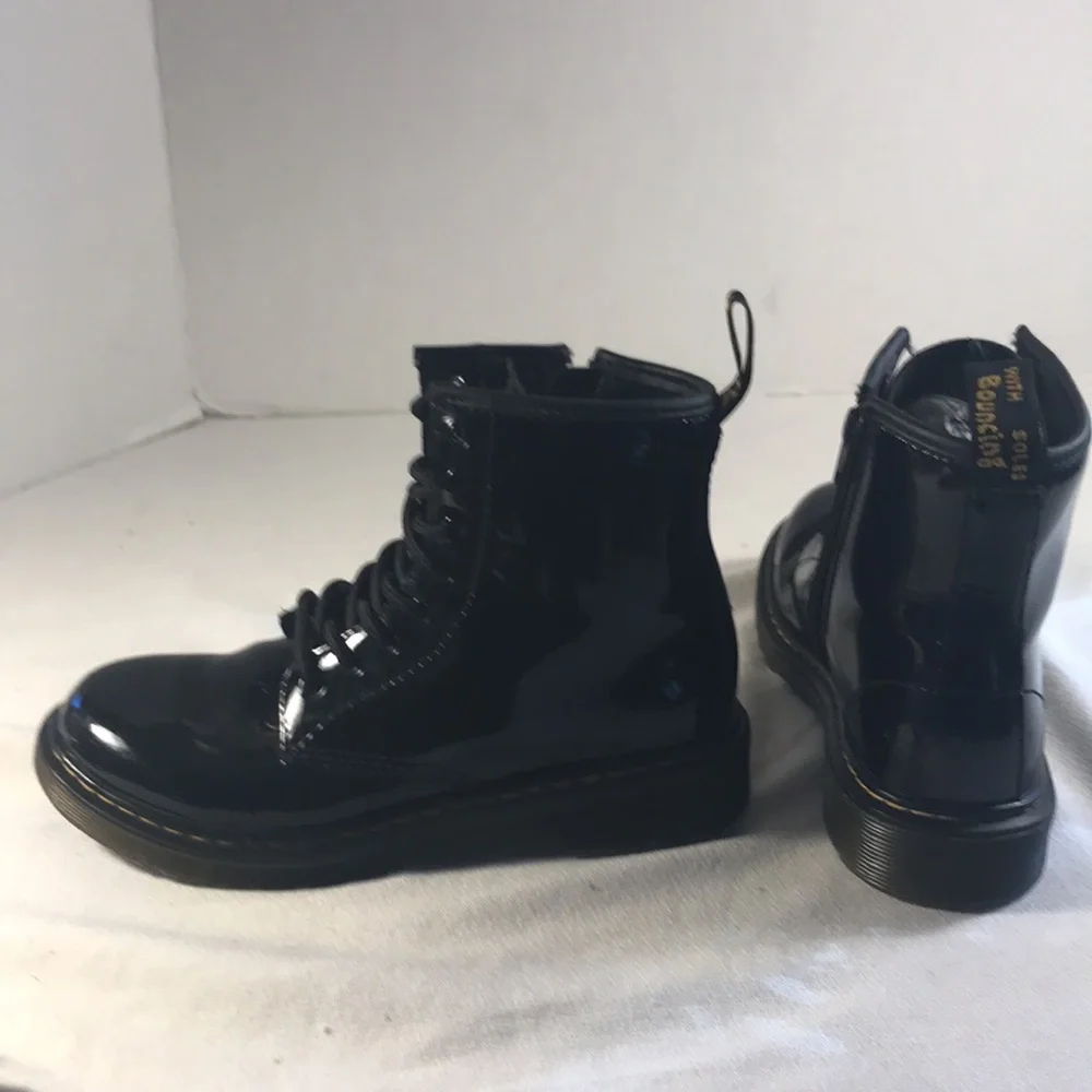 Dr. Martens stylish black
